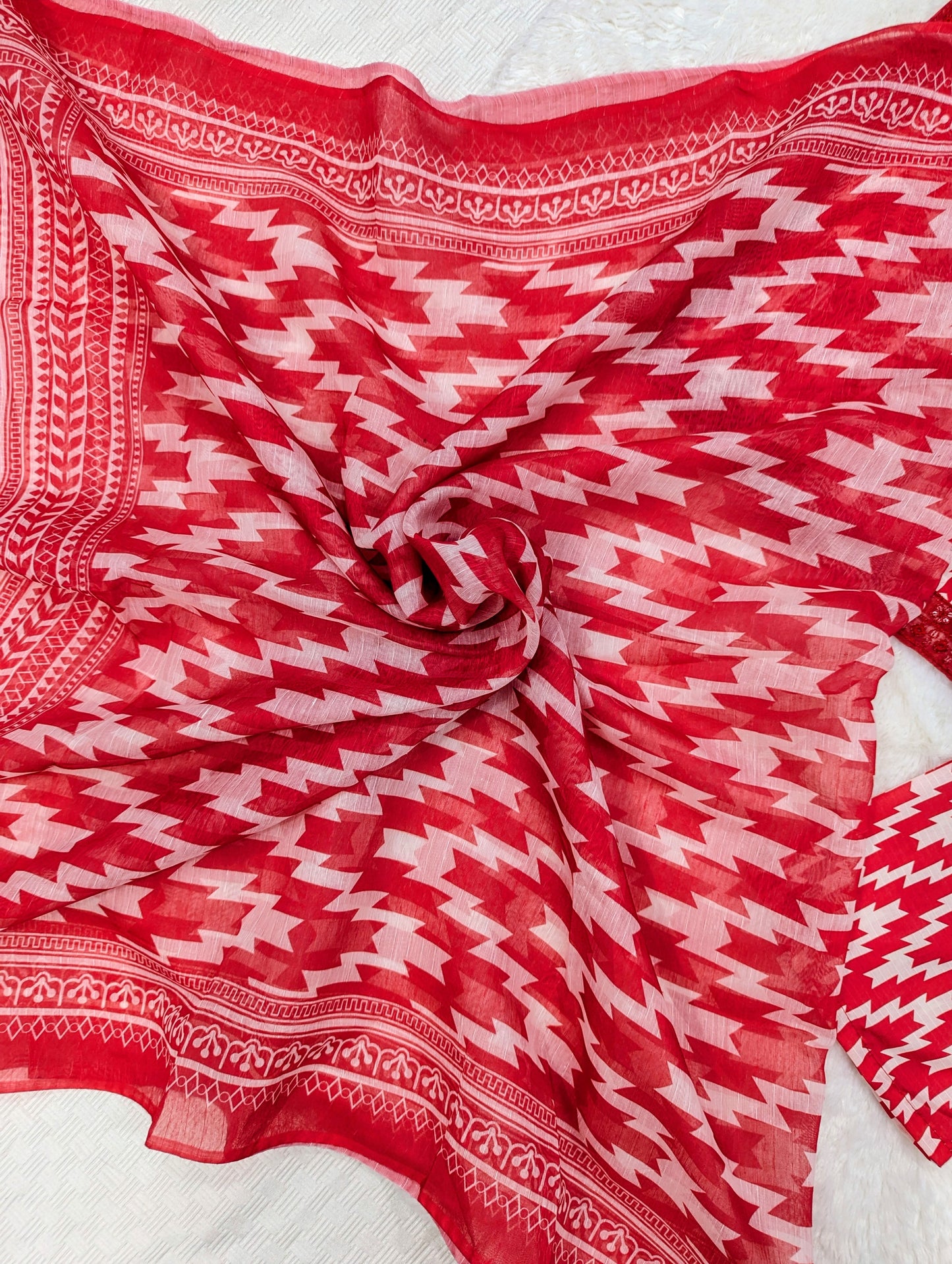 Red & White Zigzag Printed Stitched 3-Piece Suit