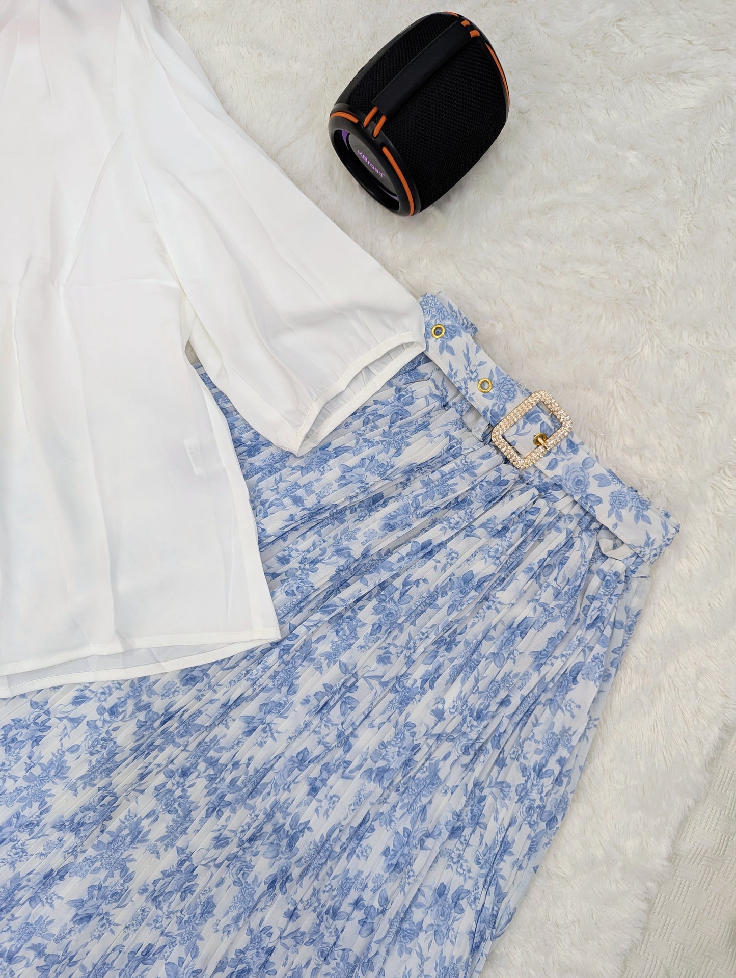 Elegant White Chiffon Top – Soft & Classy Look