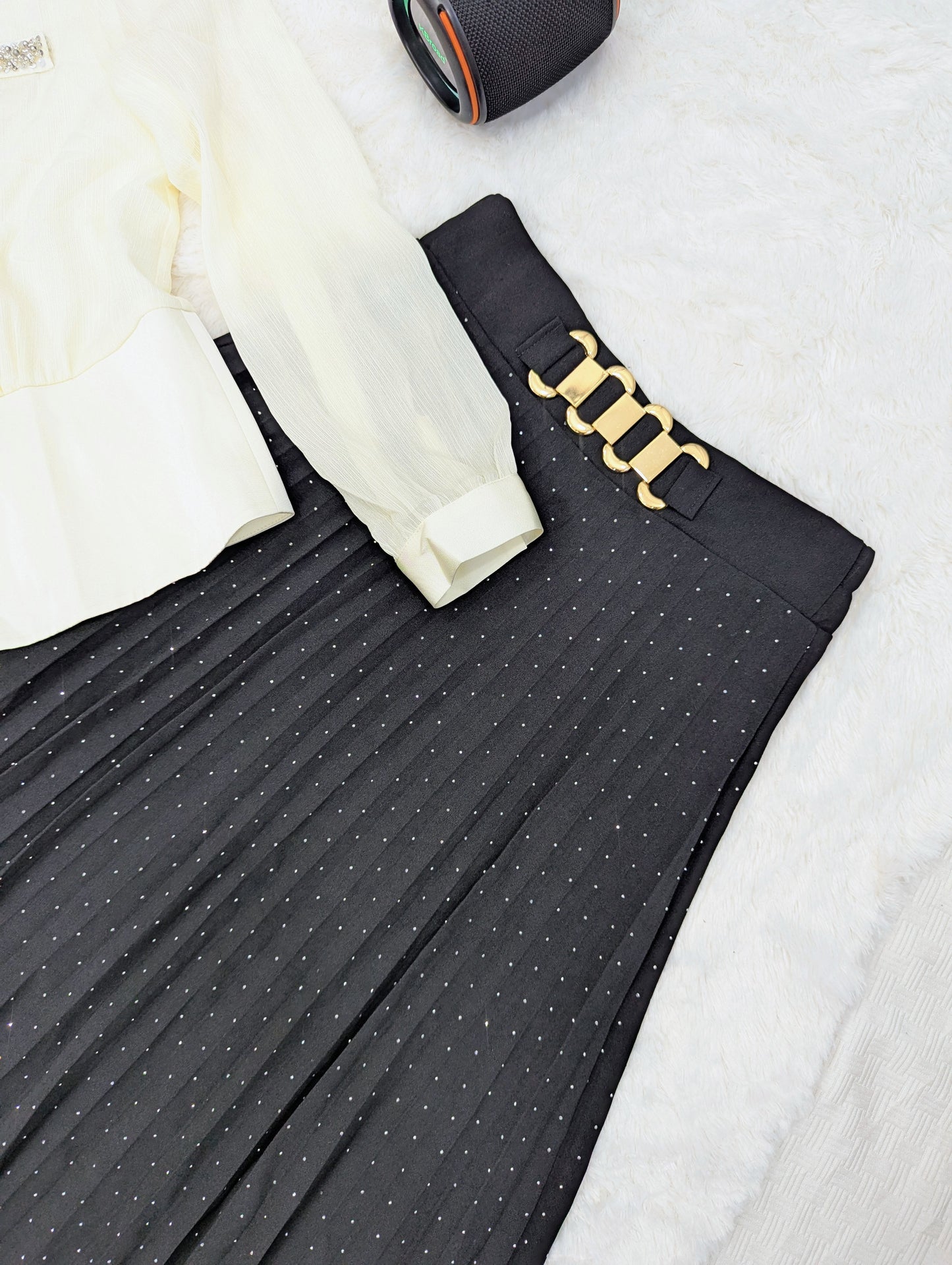 Elegant Pearl Embellished Top with Pleated Skirt – 2 Piece Set