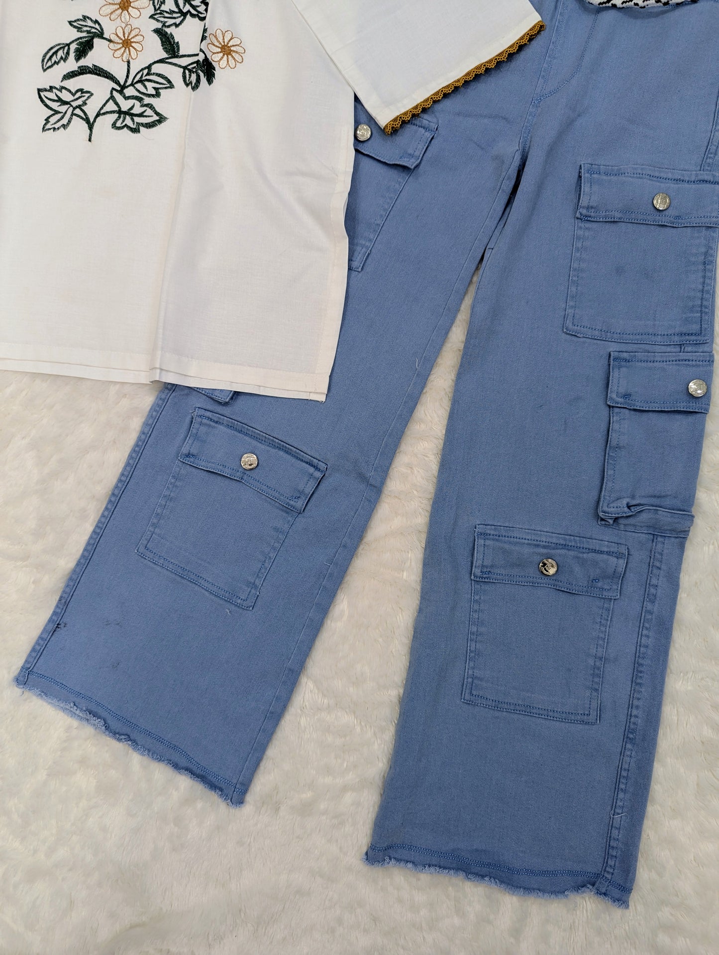 Stylish Embroidered Kurti with Cargo Pants – 2 Piece Set