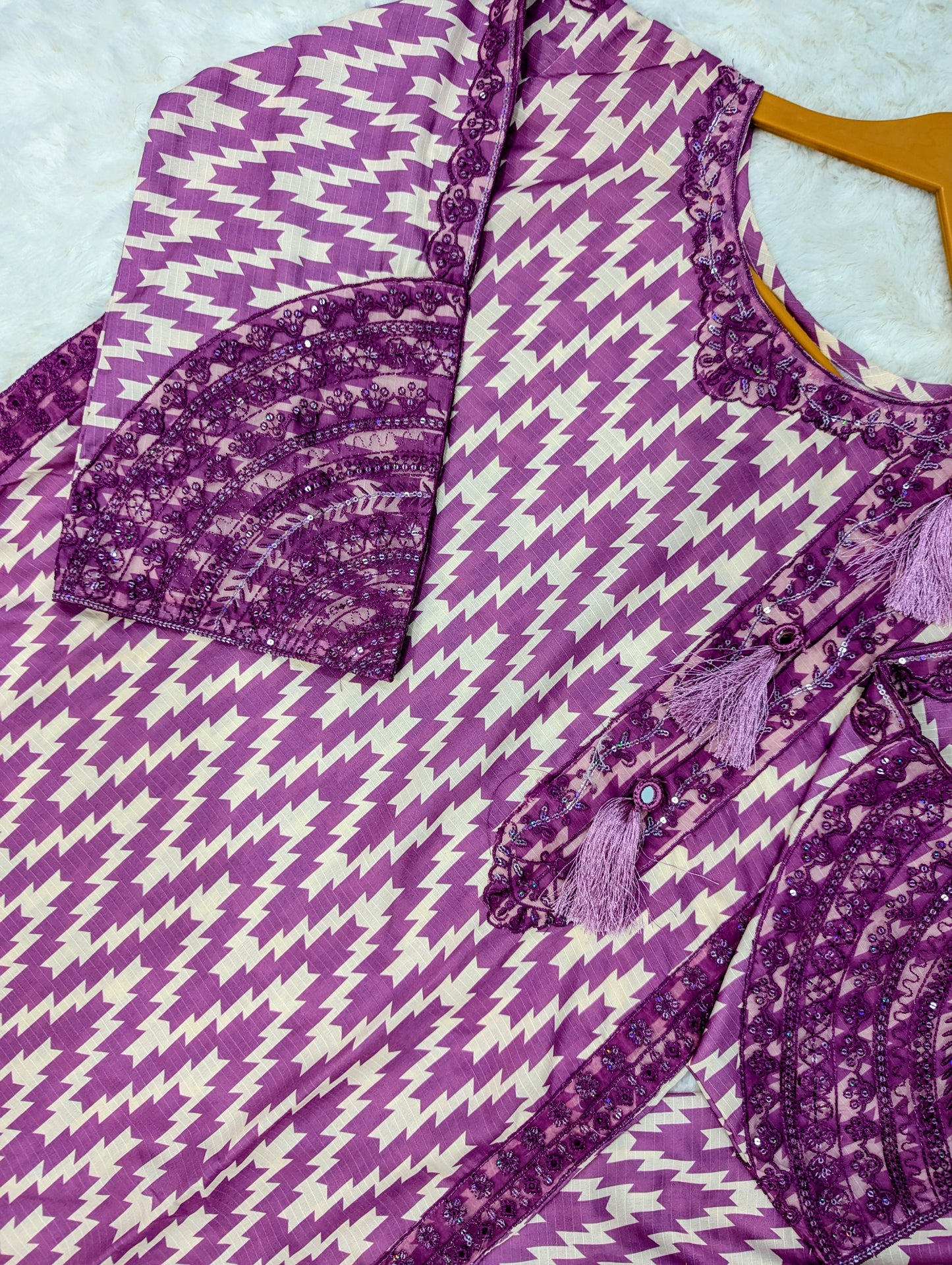 Purple Zigzag 3-Piece Unstitched Suit – Lawn Fabric