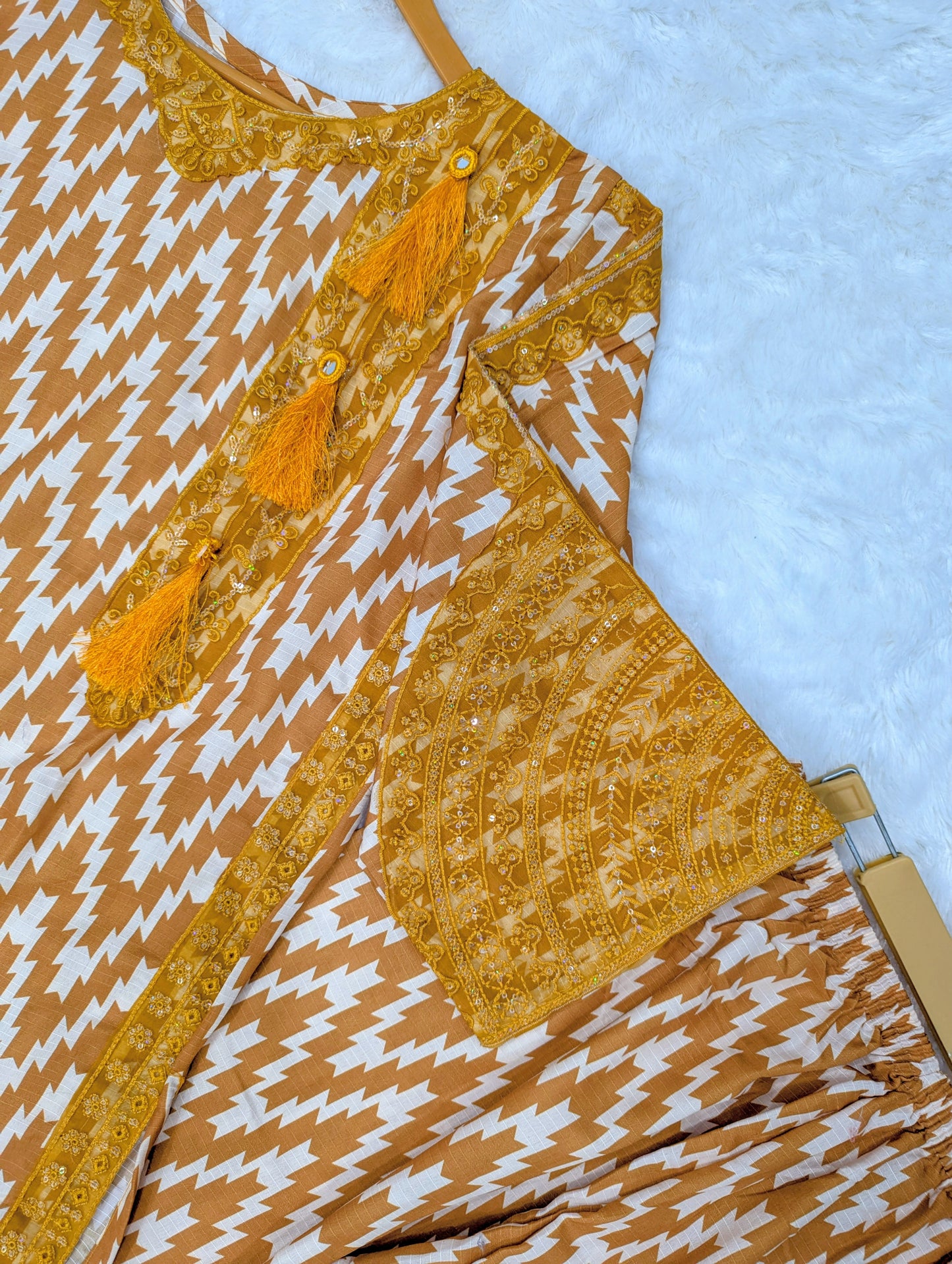 Mustard Zigzag Stitched 3-Piece Suit (Kurta, Trouser & Dupatta)