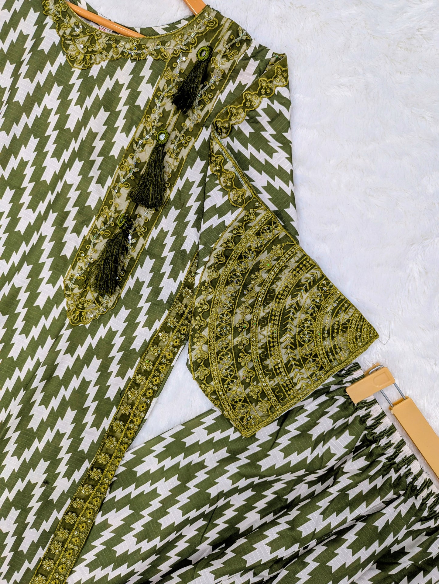 3-Piece Printed Lawn Suit –Olive Green (Stitched)